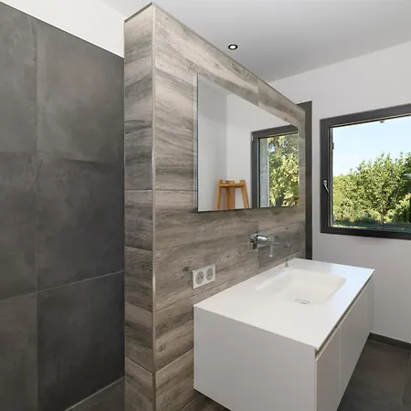 La Colle Aux Sources * Esparron-de-Verdon