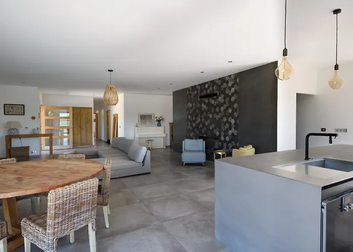 La Colle Aux Sources